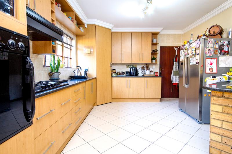 3 Bedroom Property for Sale in Thatchfield Gauteng