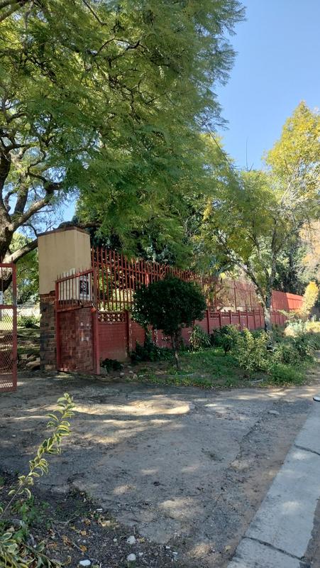 6 Bedroom Property for Sale in Ferndale Gauteng