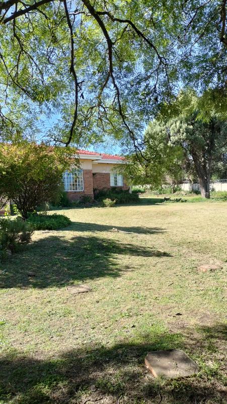 6 Bedroom Property for Sale in Ferndale Gauteng