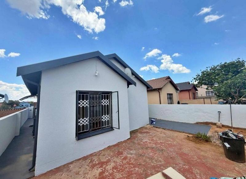 3 Bedroom Property for Sale in Soshanguve VV Gauteng