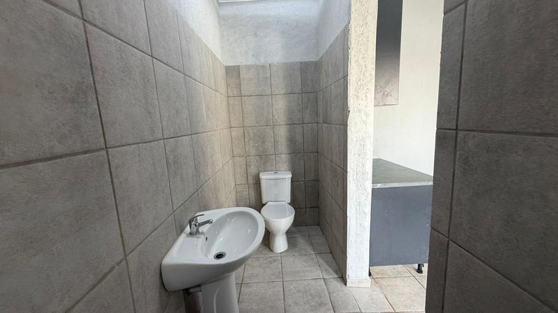 2 Bedroom Property for Sale in Soshanguve VV Gauteng