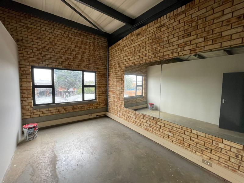To Let Commercial Property for Rent in Hennopspark Gauteng