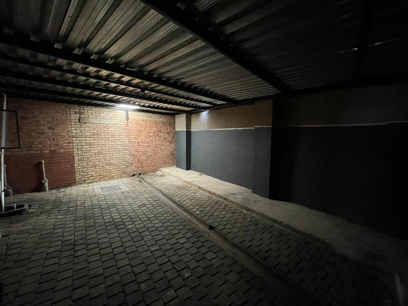 To Let Commercial Property for Rent in Hennopspark Gauteng