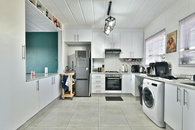 2 Bedroom Property for Sale in Randhart Gauteng