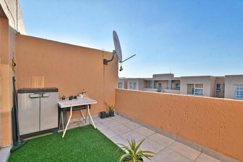 2 Bedroom Property for Sale in Randhart Gauteng