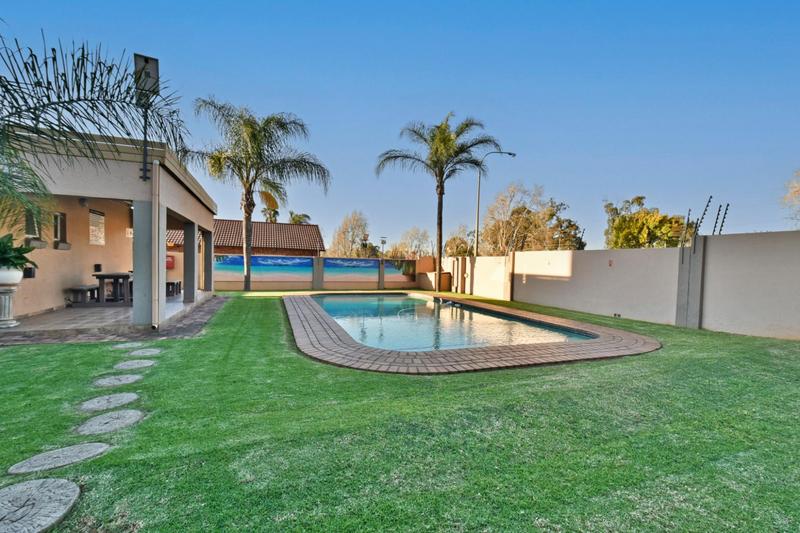 2 Bedroom Property for Sale in Randhart Gauteng
