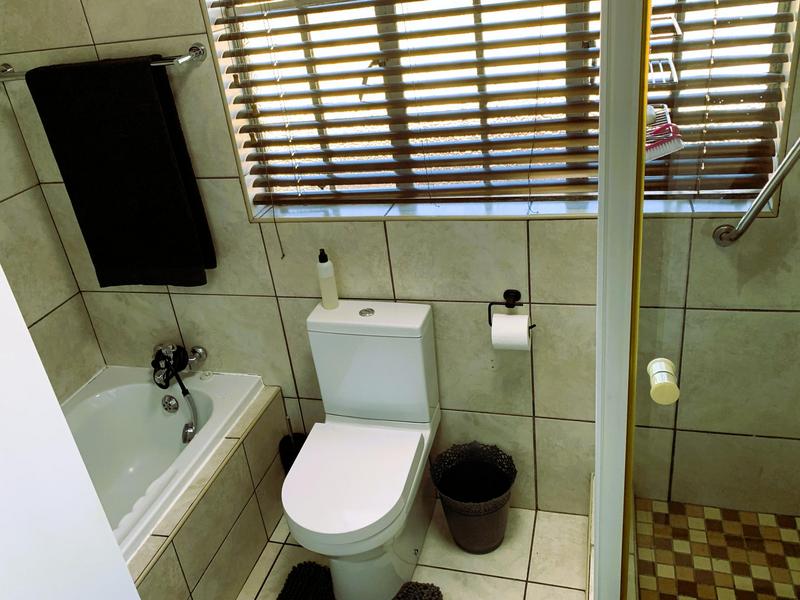 3 Bedroom Property for Sale in Sunward Park Gauteng