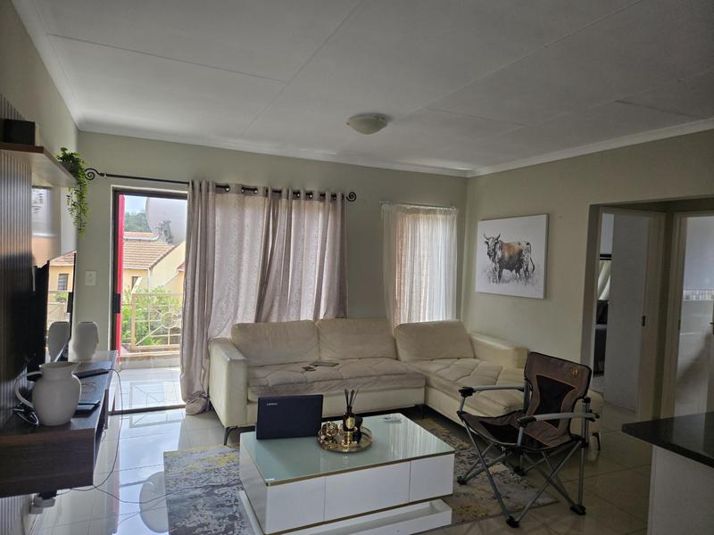 To Let 2 Bedroom Property for Rent in Mondeor Gauteng