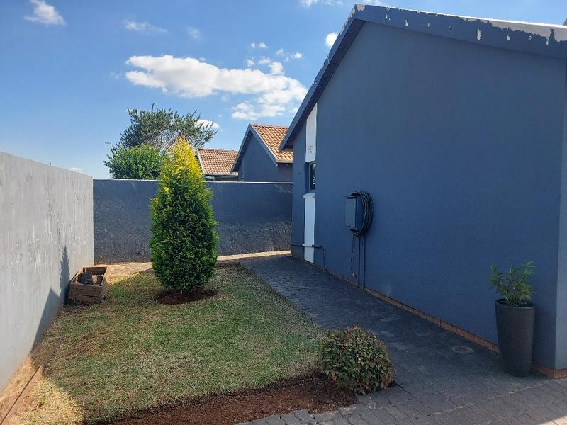 2 Bedroom Property for Sale in Sky City Gauteng