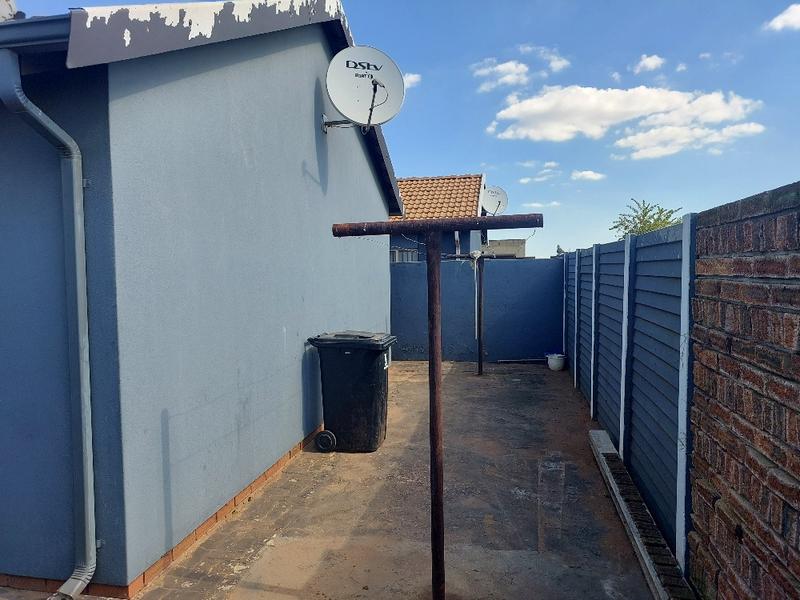 2 Bedroom Property for Sale in Sky City Gauteng