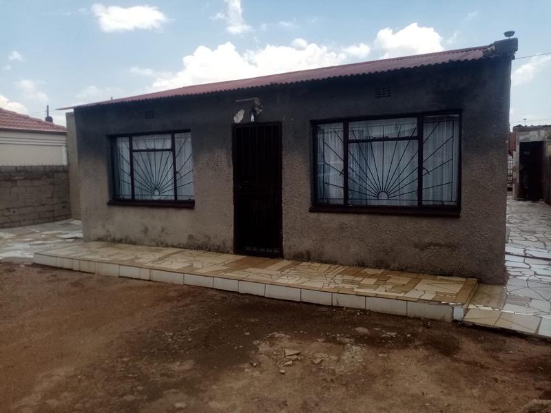 4 Bedroom Property for Sale in Twala Gauteng