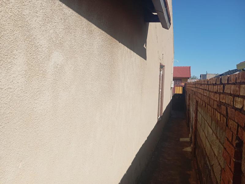 3 Bedroom Property for Sale in Thokoza Ext 2 Gauteng