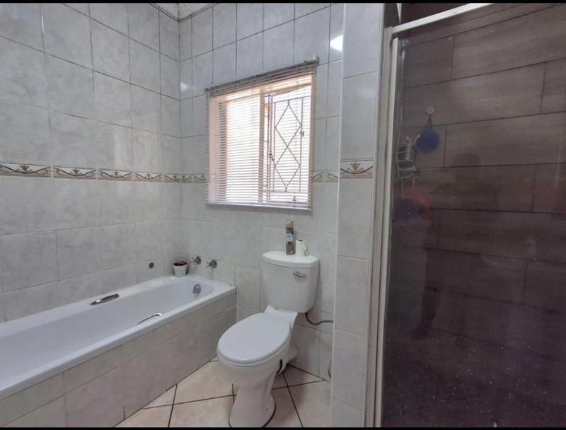 4 Bedroom Property for Sale in Dalpark Ext 1 Gauteng