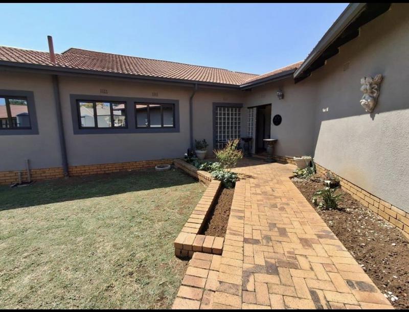 4 Bedroom Property for Sale in Dalpark Ext 1 Gauteng