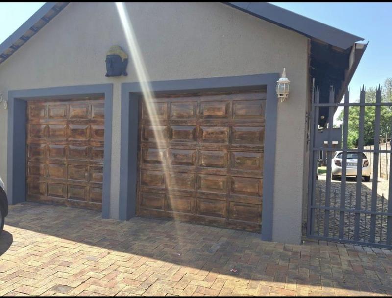 4 Bedroom Property for Sale in Dalpark Ext 1 Gauteng