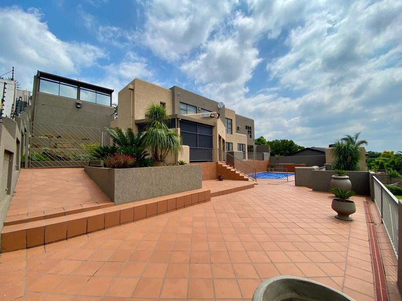4 Bedroom Property for Sale in Bassonia Gauteng