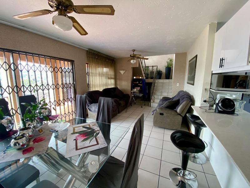 4 Bedroom Property for Sale in Bassonia Gauteng