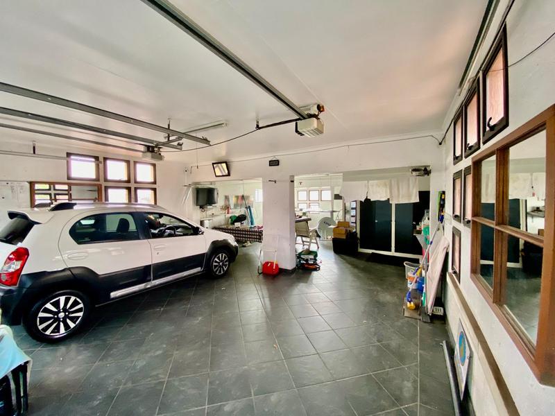 4 Bedroom Property for Sale in Bassonia Gauteng