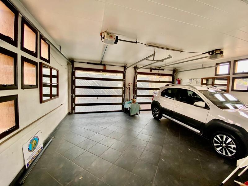 4 Bedroom Property for Sale in Bassonia Gauteng