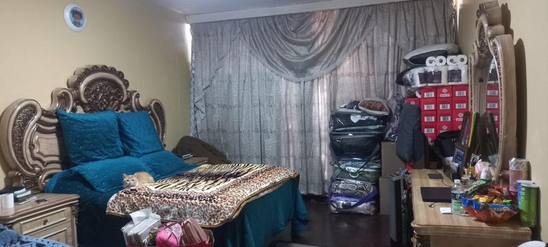 2 Bedroom Property for Sale in Yeoville Gauteng