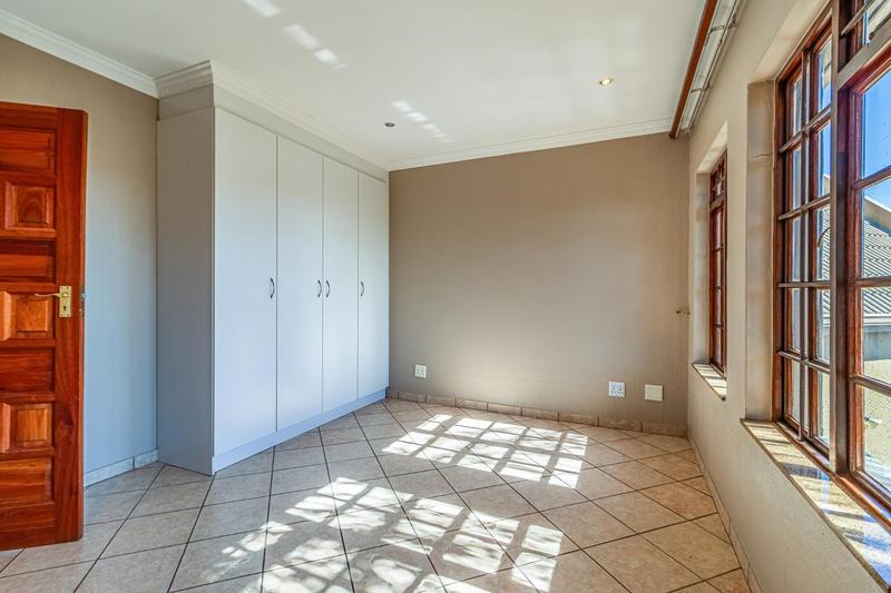 4 Bedroom Property for Sale in Bedfordview Gauteng
