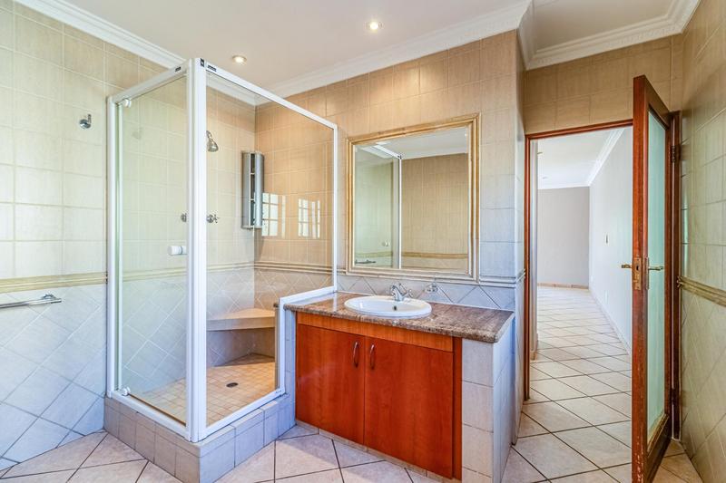 4 Bedroom Property for Sale in Bedfordview Gauteng