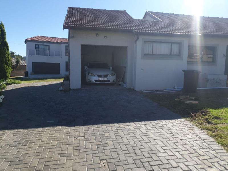 4 Bedroom Property for Sale in Esther Park Gauteng