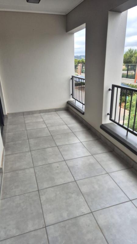 1 Bedroom Property for Sale in Waterfall Gauteng