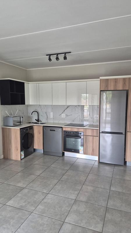 1 Bedroom Property for Sale in Waterfall Gauteng