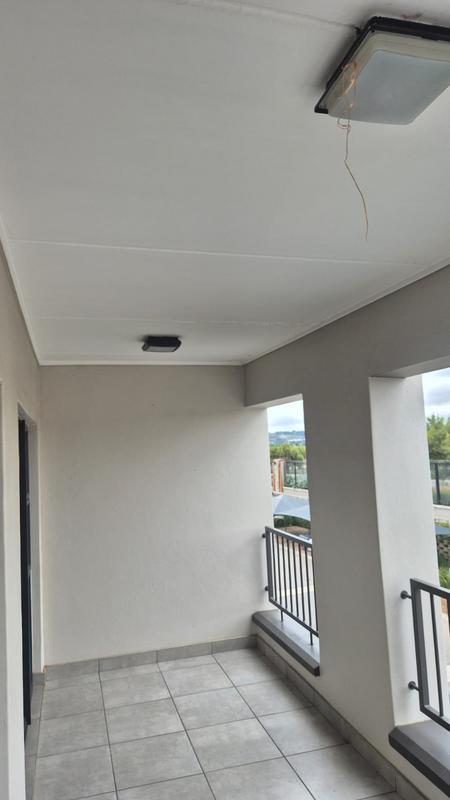 1 Bedroom Property for Sale in Waterfall Gauteng