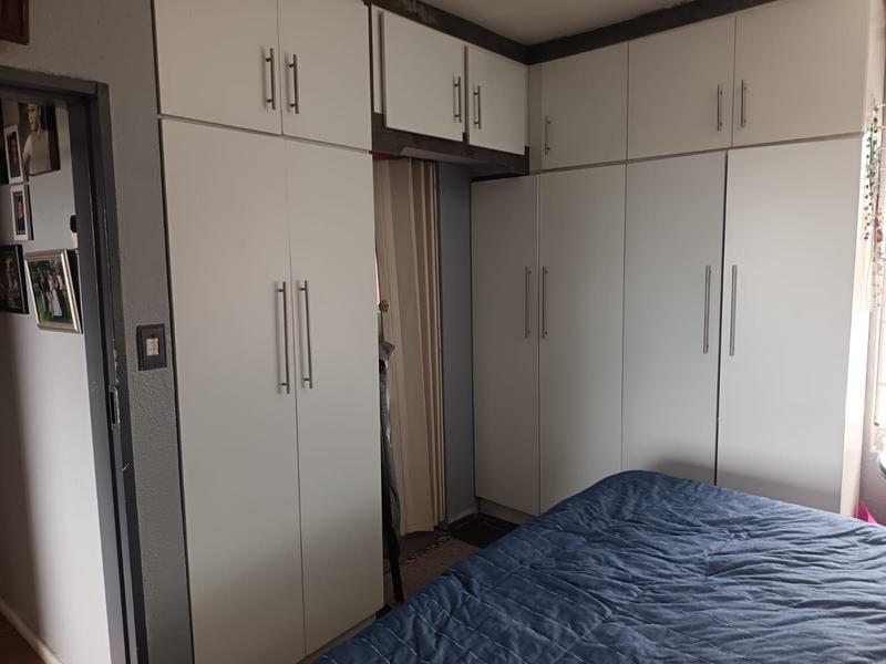 3 Bedroom Property for Sale in South Crest Gauteng