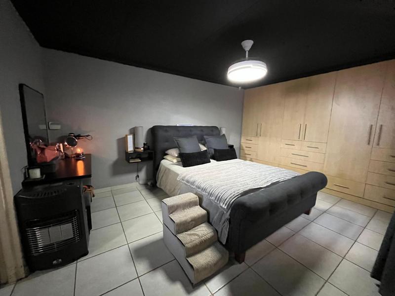 3 Bedroom Property for Sale in Sunward Park Gauteng
