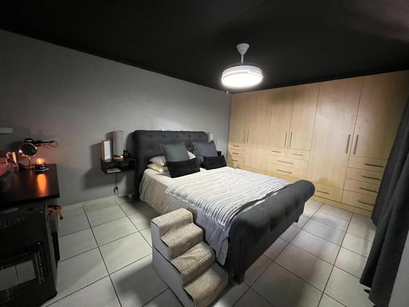 3 Bedroom Property for Sale in Sunward Park Gauteng