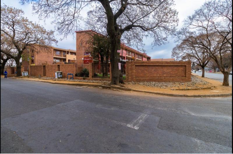 1 Bedroom Property for Sale in Kempton Park Gauteng