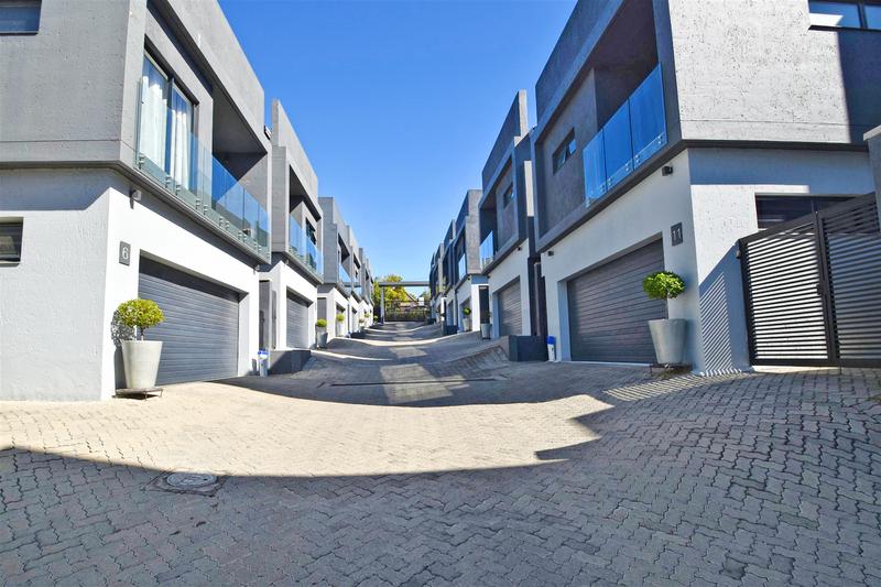 3 Bedroom Property for Sale in Edenburg Gauteng