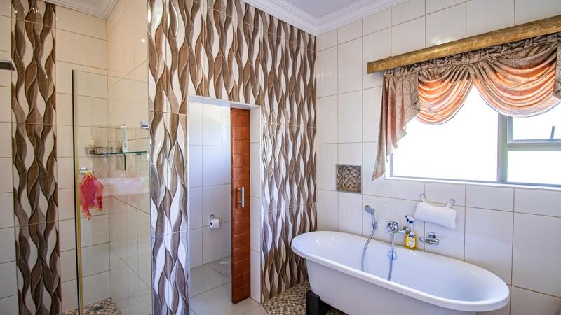 4 Bedroom Property for Sale in Midlands Estate Gauteng