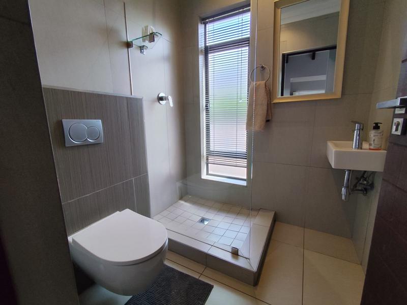 4 Bedroom Property for Sale in Midstream Ridge Gauteng