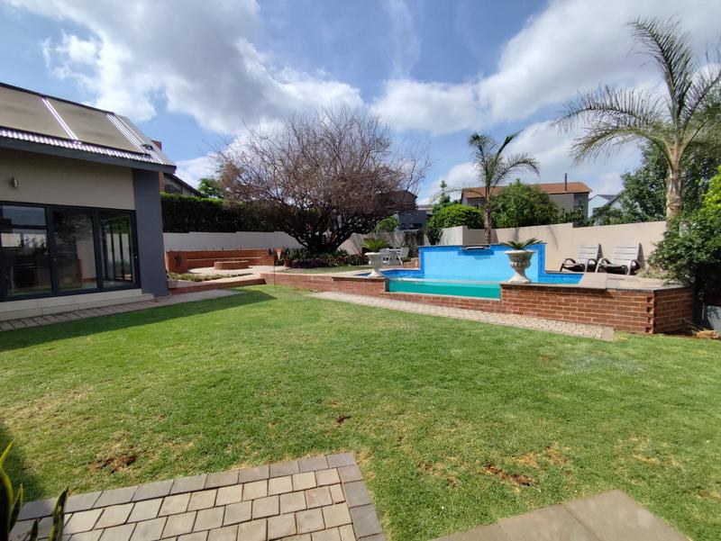 4 Bedroom Property for Sale in Midstream Ridge Gauteng