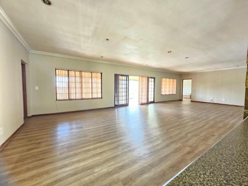 3 Bedroom Property for Sale in Zonnehoewe A H Gauteng