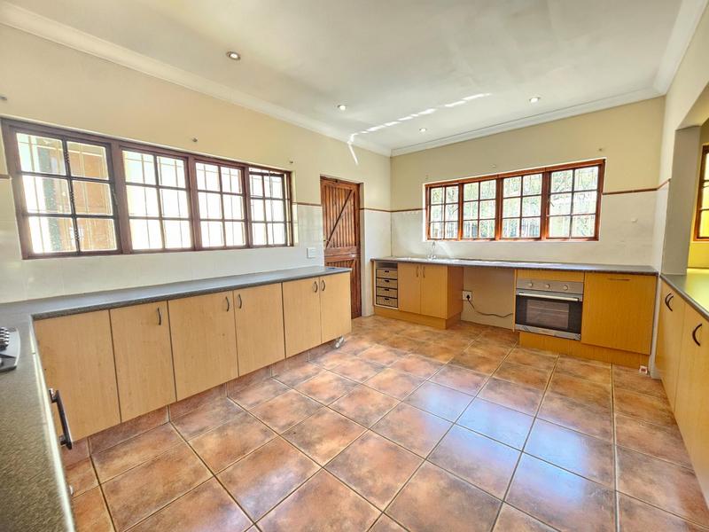 3 Bedroom Property for Sale in Zonnehoewe A H Gauteng