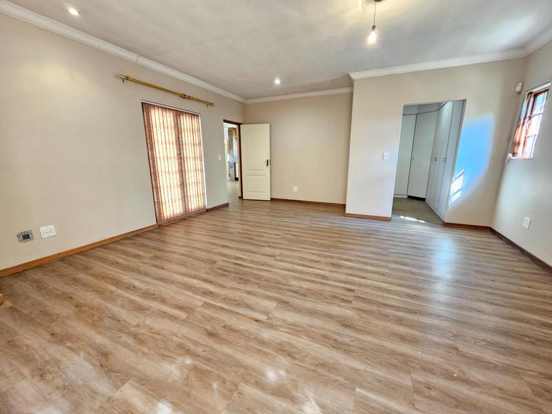 3 Bedroom Property for Sale in Zonnehoewe A H Gauteng