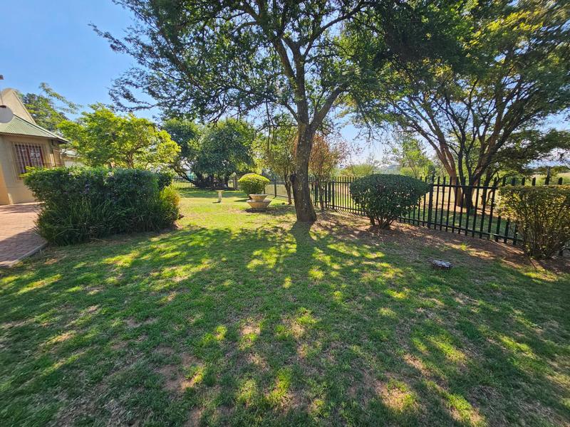 3 Bedroom Property for Sale in Zonnehoewe A H Gauteng