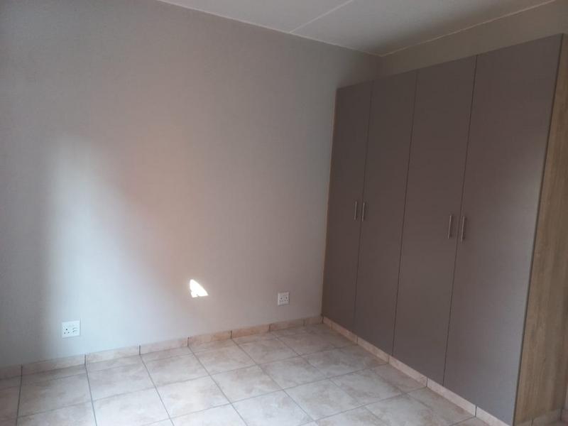 2 Bedroom Property for Sale in Ravenswood Gauteng