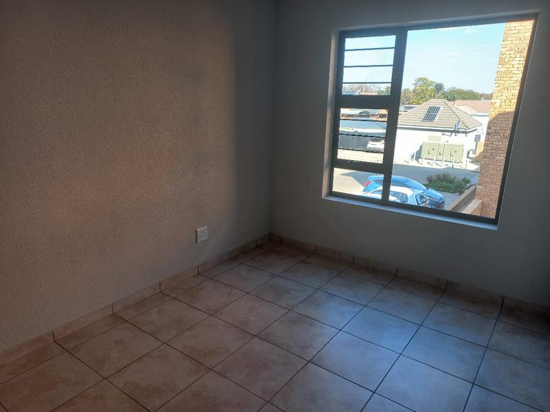 2 Bedroom Property for Sale in Ravenswood Gauteng