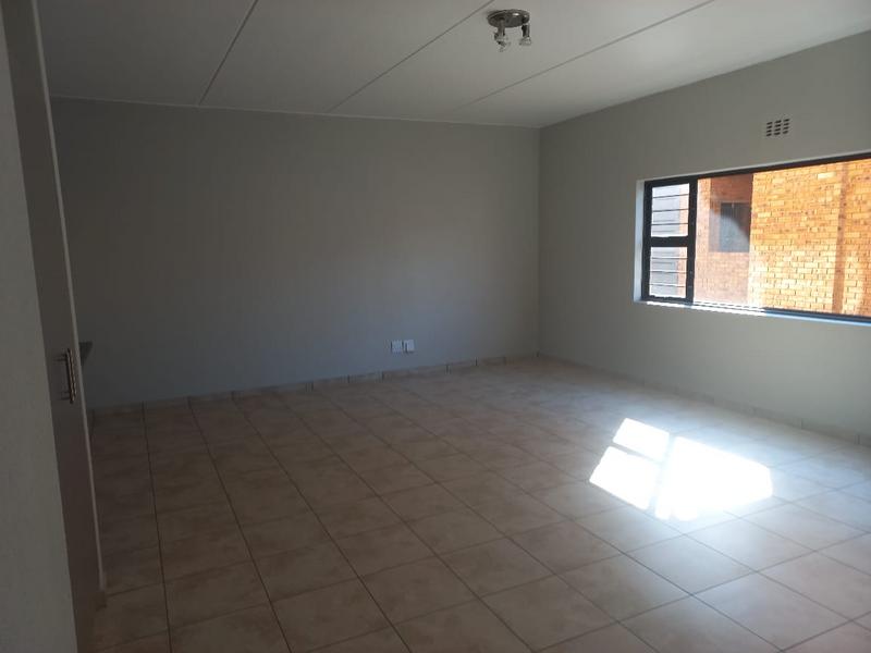 2 Bedroom Property for Sale in Ravenswood Gauteng
