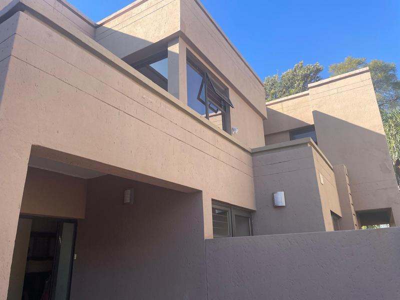 To Let 4 Bedroom Property for Rent in Glenhazel Gauteng
