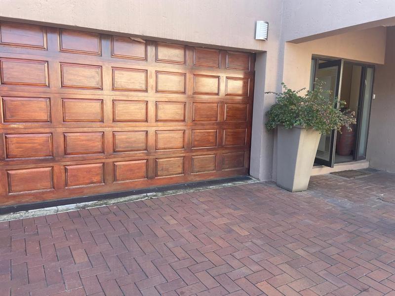 To Let 4 Bedroom Property for Rent in Glenhazel Gauteng