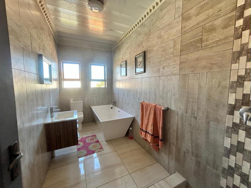 5 Bedroom Property for Sale in Brakpan North Gauteng