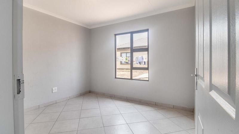 2 Bedroom Property for Sale in Selcourt Gauteng