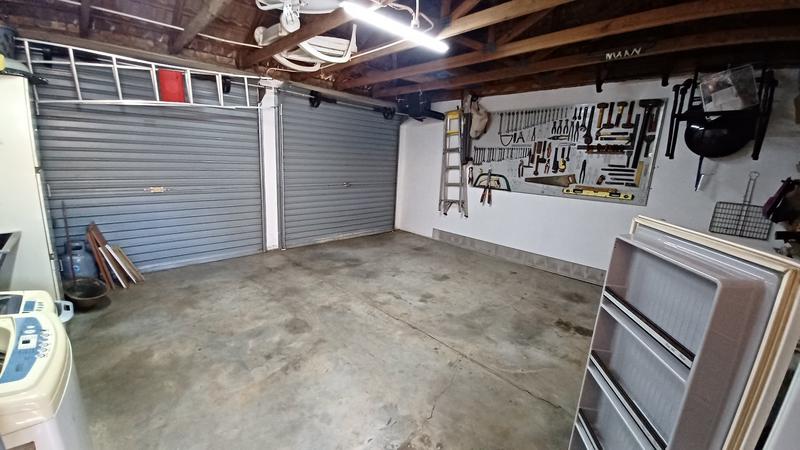 2 Bedroom Property for Sale in Annlin Gauteng